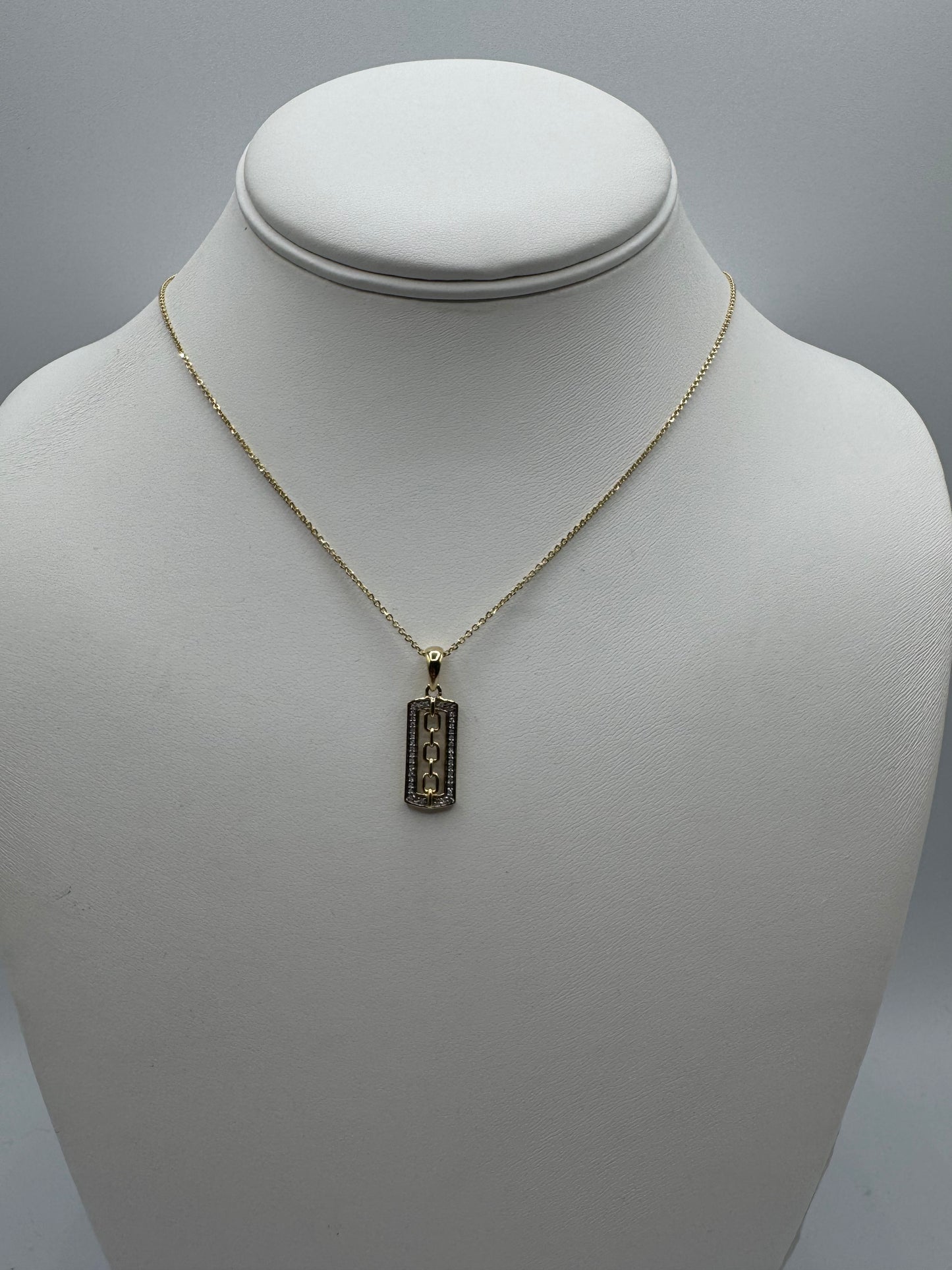 10k Rectangle Paperclip .1ctw Nat Diamond w/ Chain