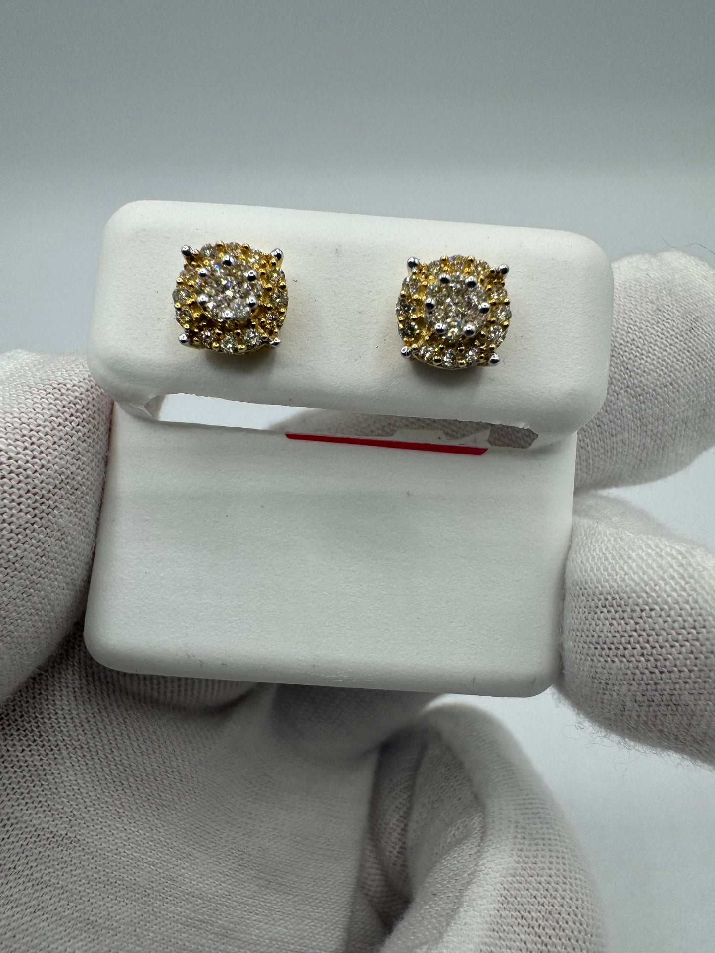 10k .42ctw Nat Diamond Earrings