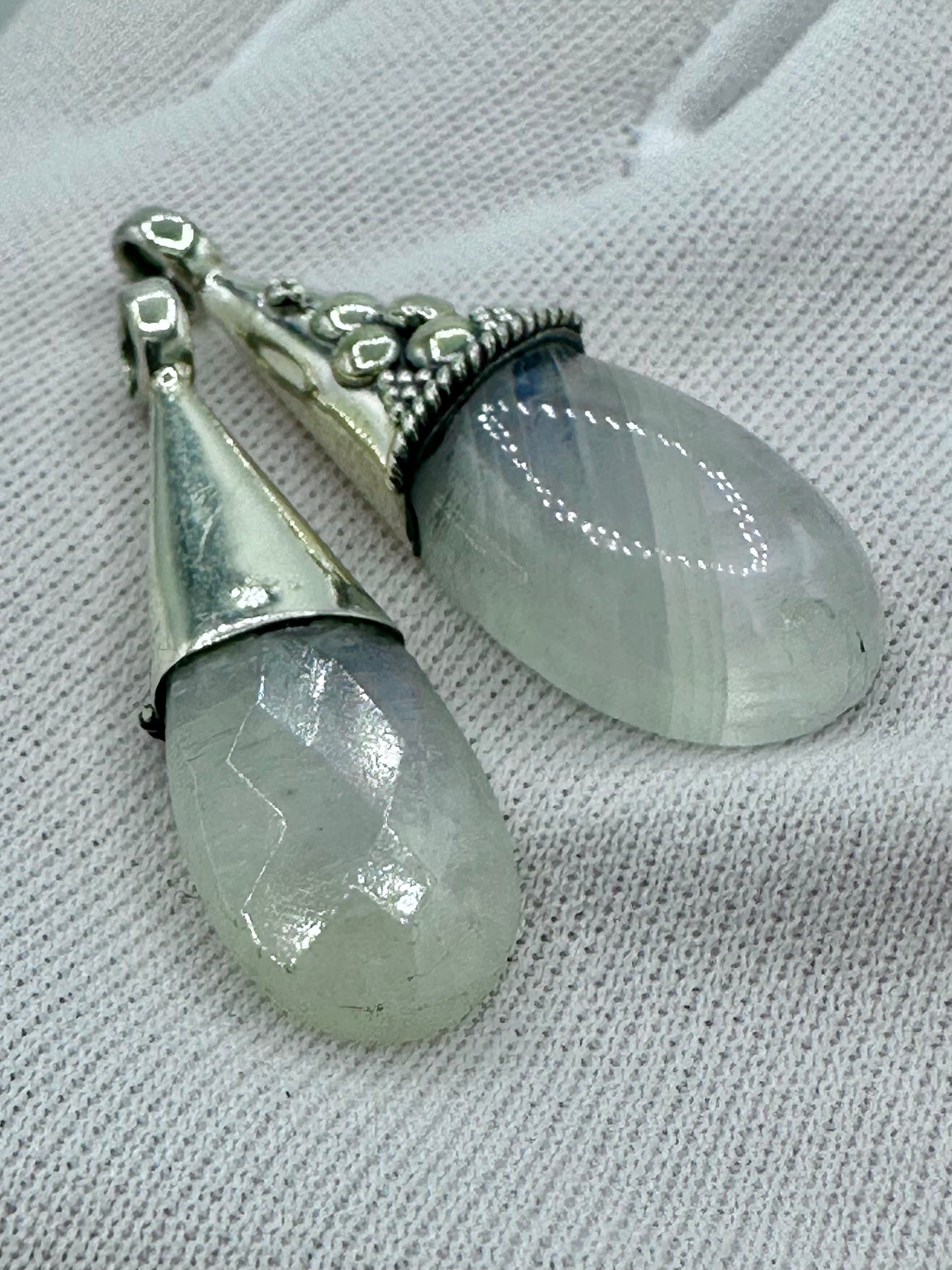 Moonstone Silver Pendant from Mumbai