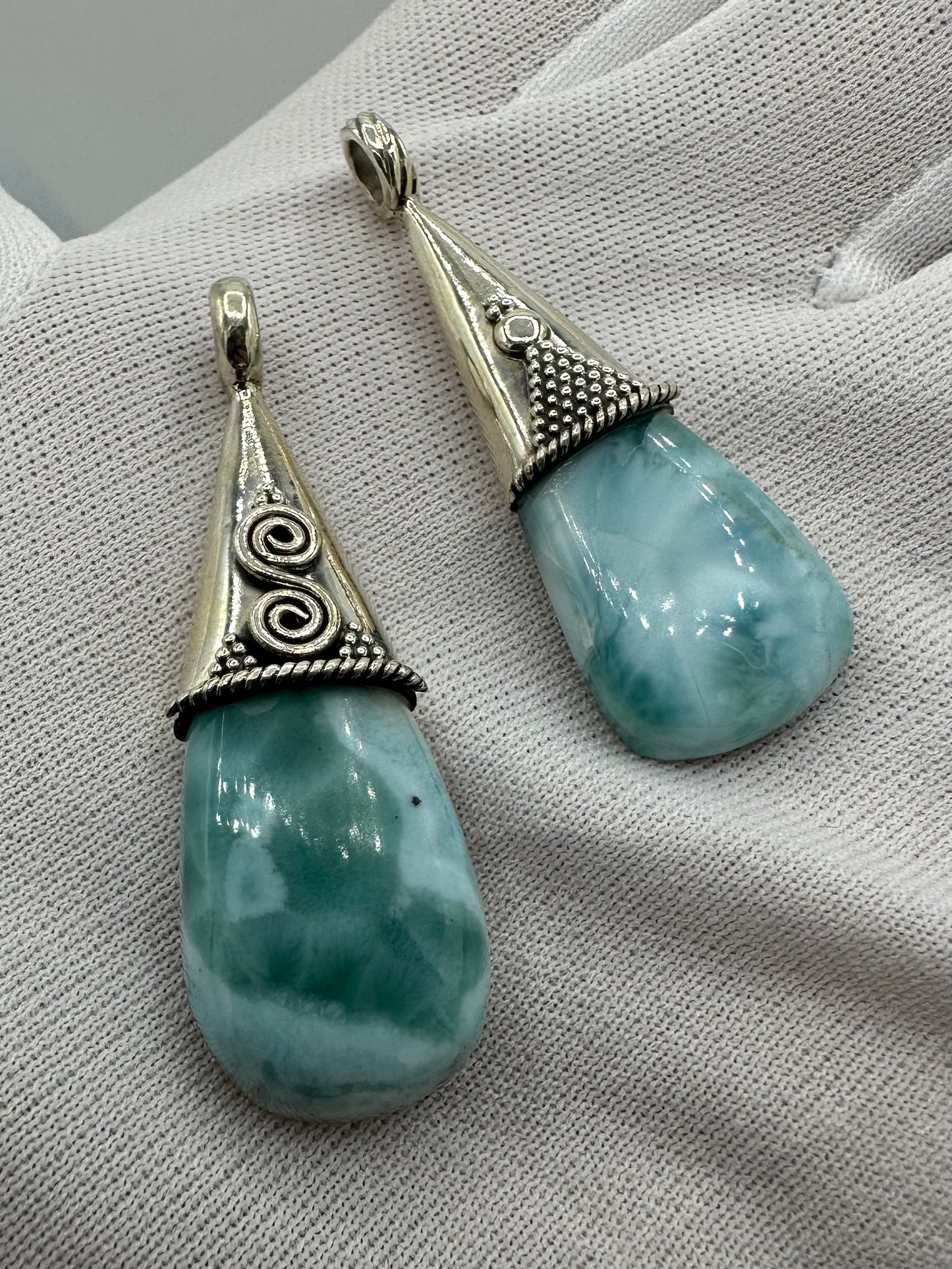 Larimer Silver Pendant from Mumbai