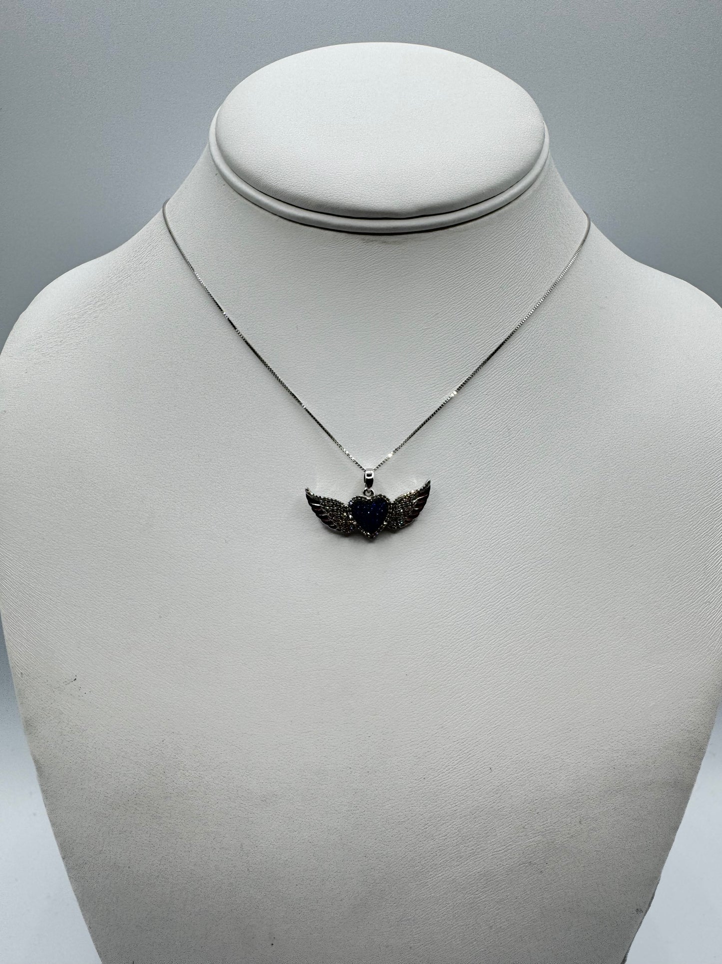 10k .16ct Sapphire Heart Wings .25ct Nat Diamond Pendant w/ Chain
