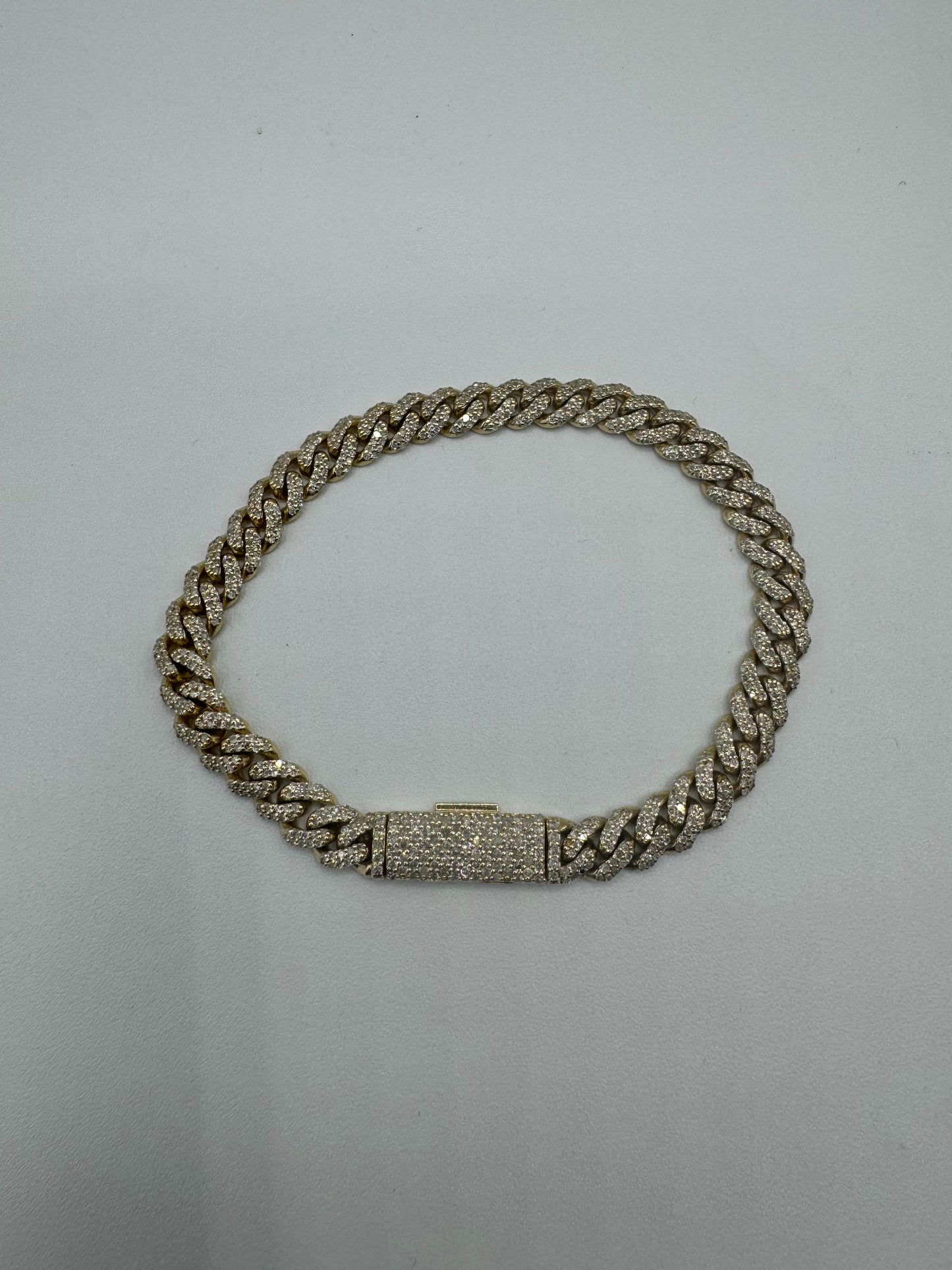 10k 7.5” 2.85ctw Nat Dia Bustdown Cuban bracelet